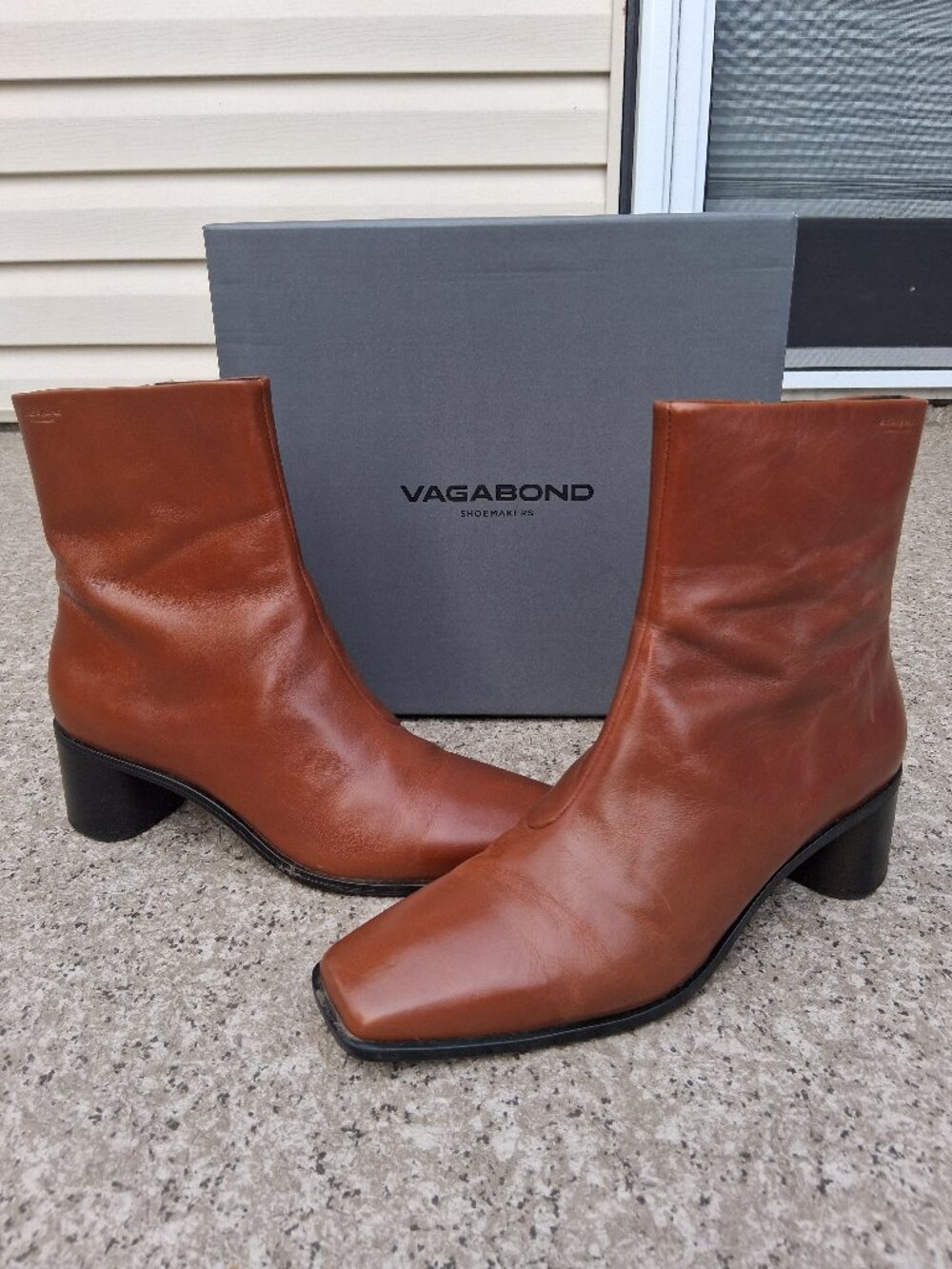 Like New Vagabond Fay Ankle Boot